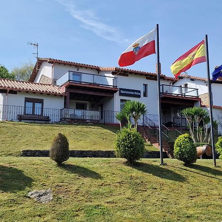 Apartamentos Vinas Santillana del Mar Exterior photo