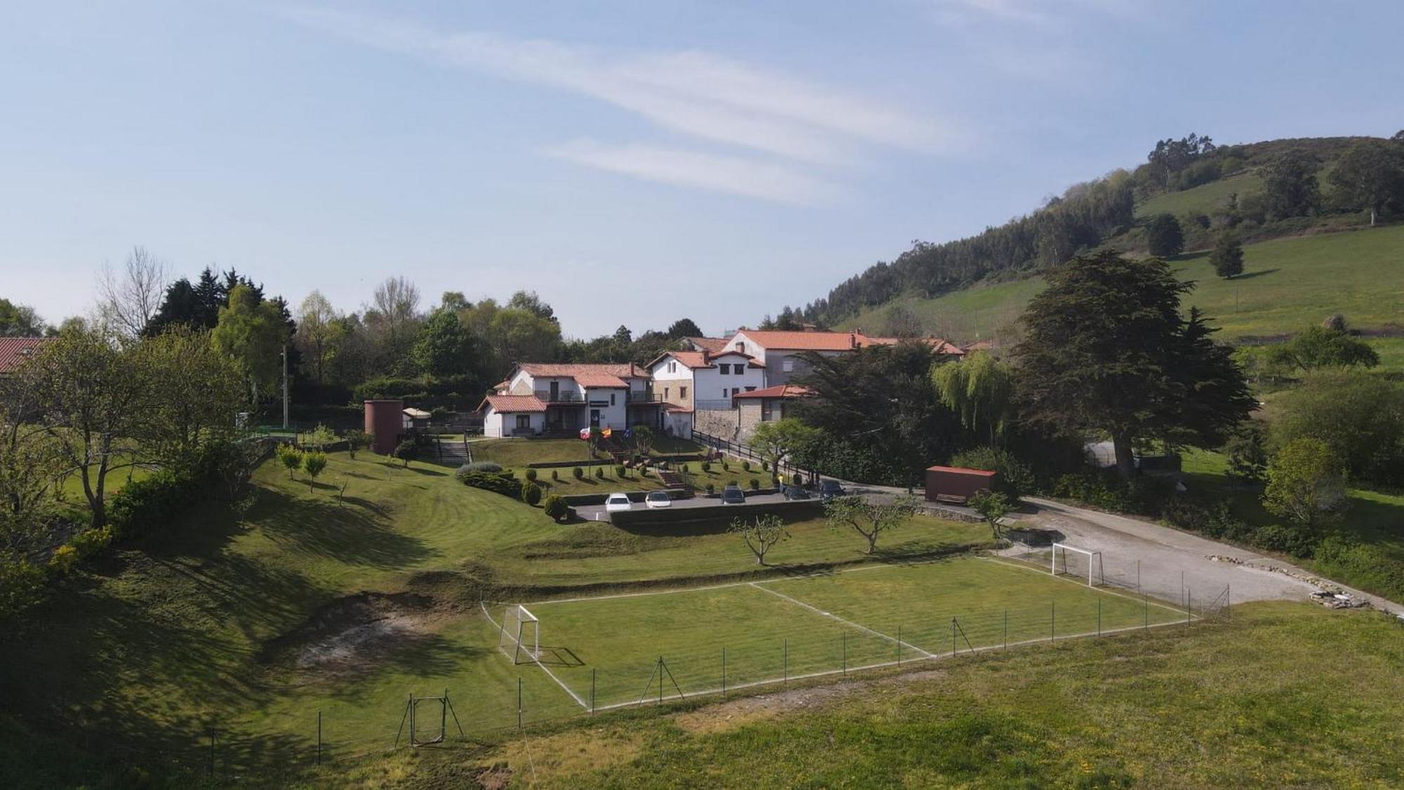 Apartamentos Vinas Santillana del Mar Exterior photo